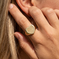 Bague cœur gravée d'une empreinte digitale – Atelier Ysole, vue 3