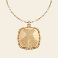 Collier carré perlé gravé d'une empreinte de truffe – Atelier Ysole, vue 2