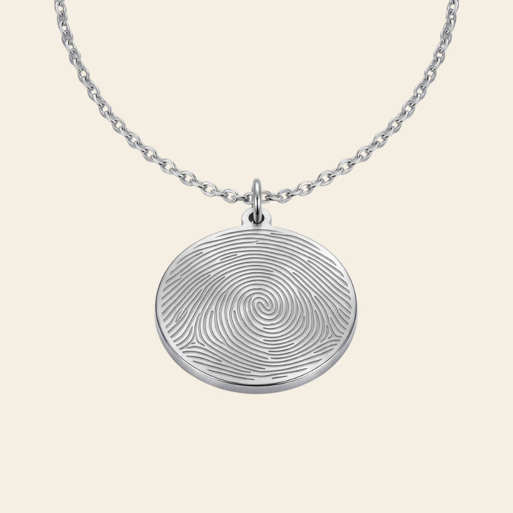 Collier gravé d'une empreinte digitale – Atelier Ysole, vue 4