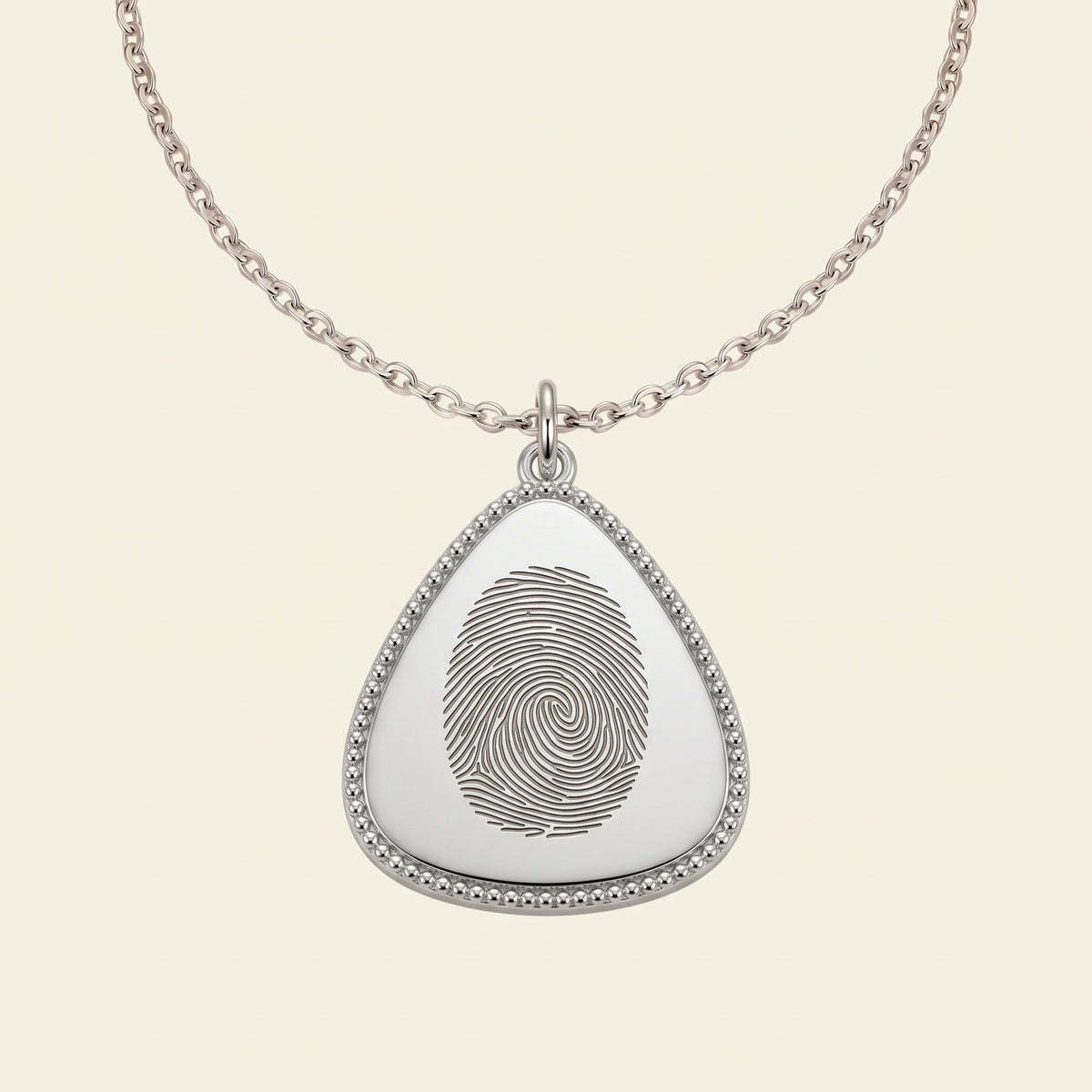Collier goutte gravé d'une empreinte digitale – Atelier Ysole, vue 4